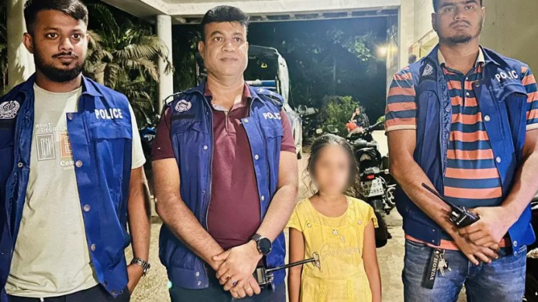 চকরিয়ার বাসা থেকে স্কুলছাত্রীকে অপহরণ, রোহিঙ্গা শিবির থেকে উদ্ধার...